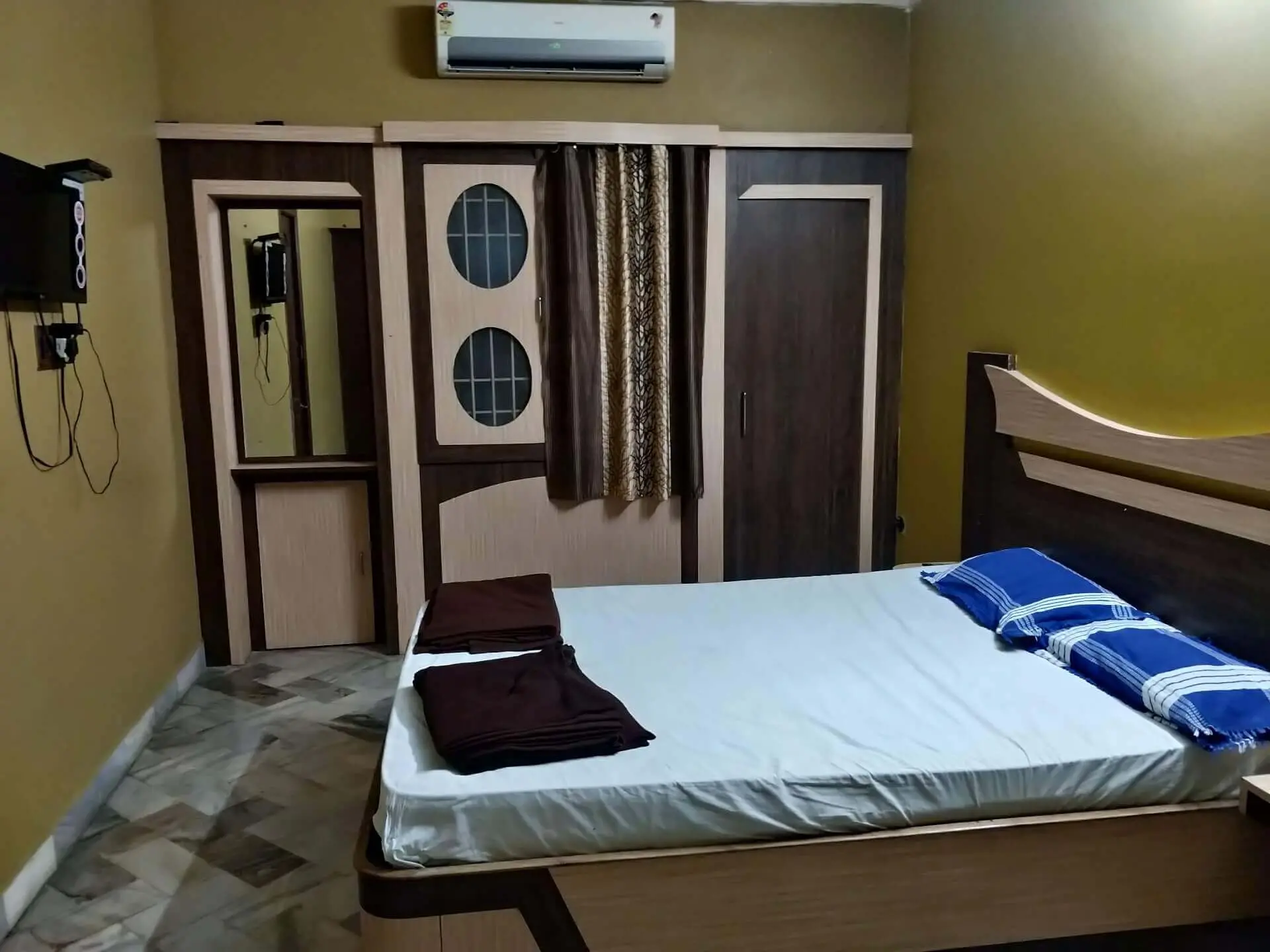 Queen Size Bed